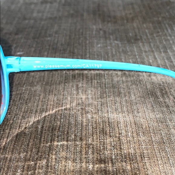 Girls Sunglasses - Picture 6 of 7